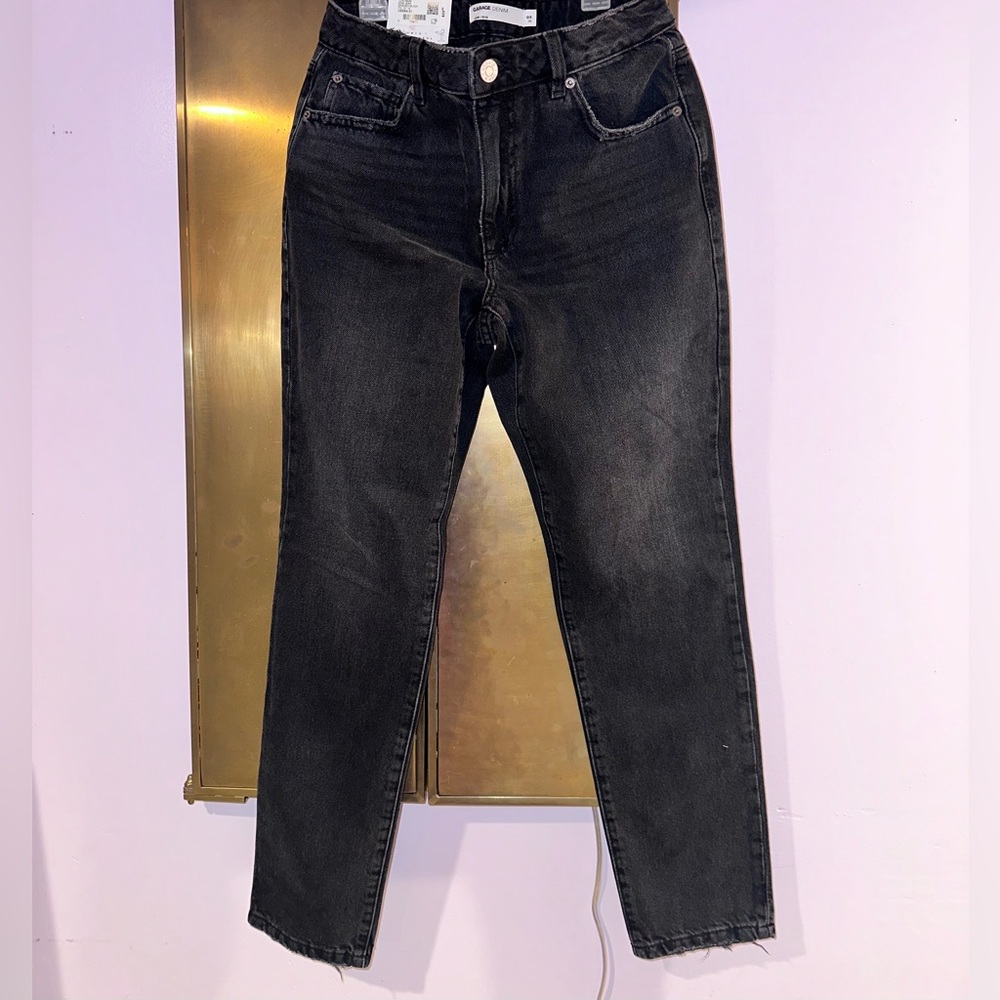 NEW WITH TAG - GARAGE MOM JEANS
